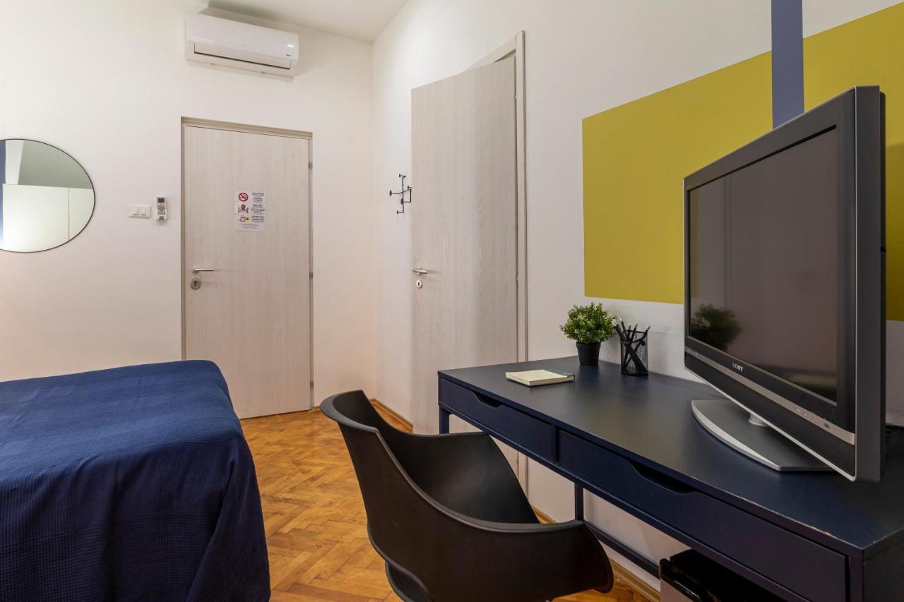 Lovely Guest-Room With Private Bathroom Trieste Exteriör bild
