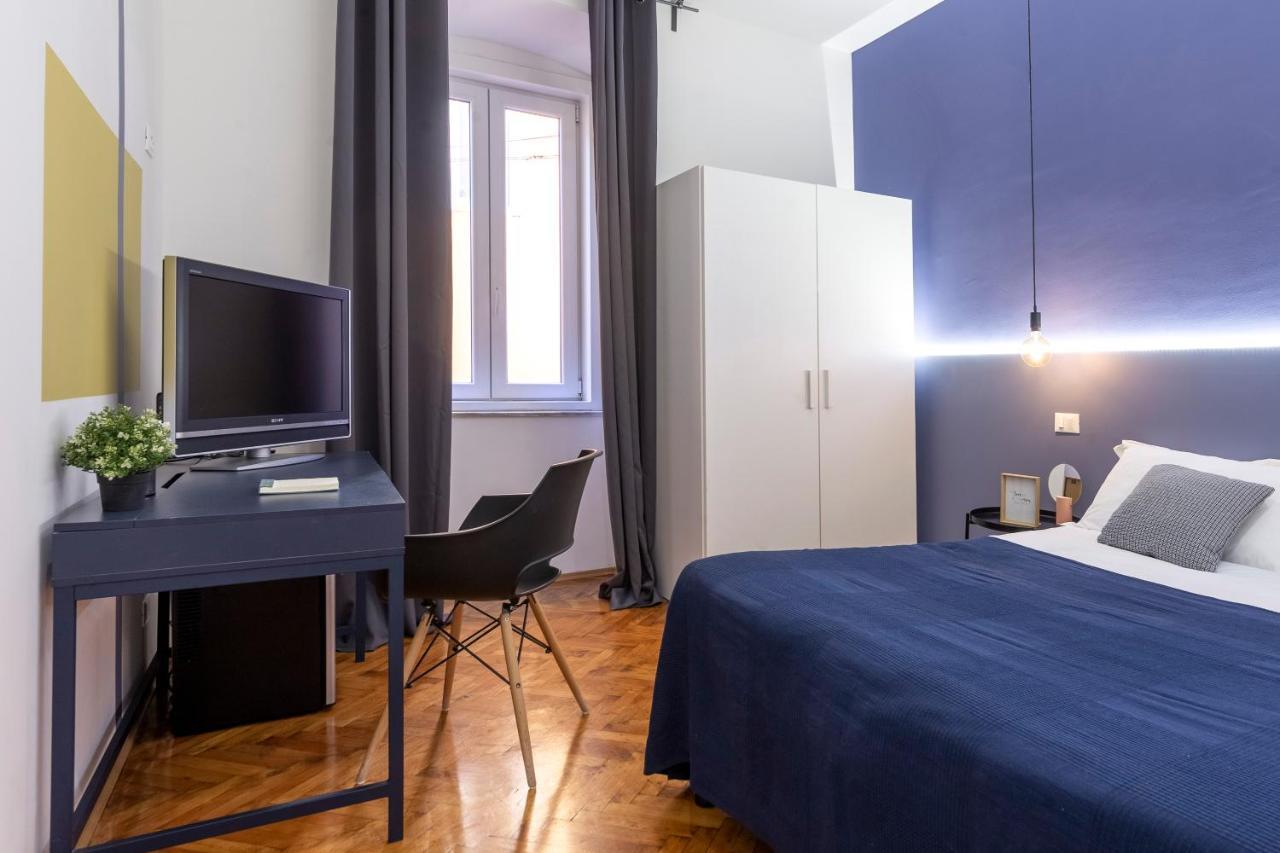 Lovely Guest-Room With Private Bathroom Trieste Exteriör bild