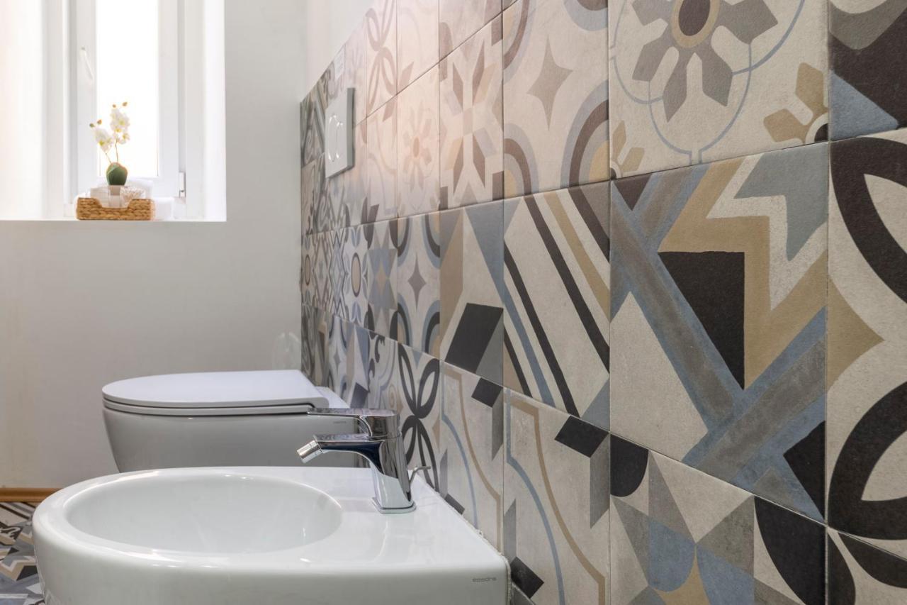 Lovely Guest-Room With Private Bathroom Trieste Exteriör bild